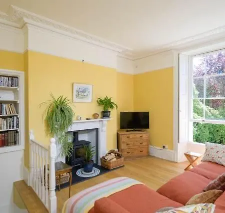 Stunning 2-bedroom Duplex In The Heart Of Clifton *
